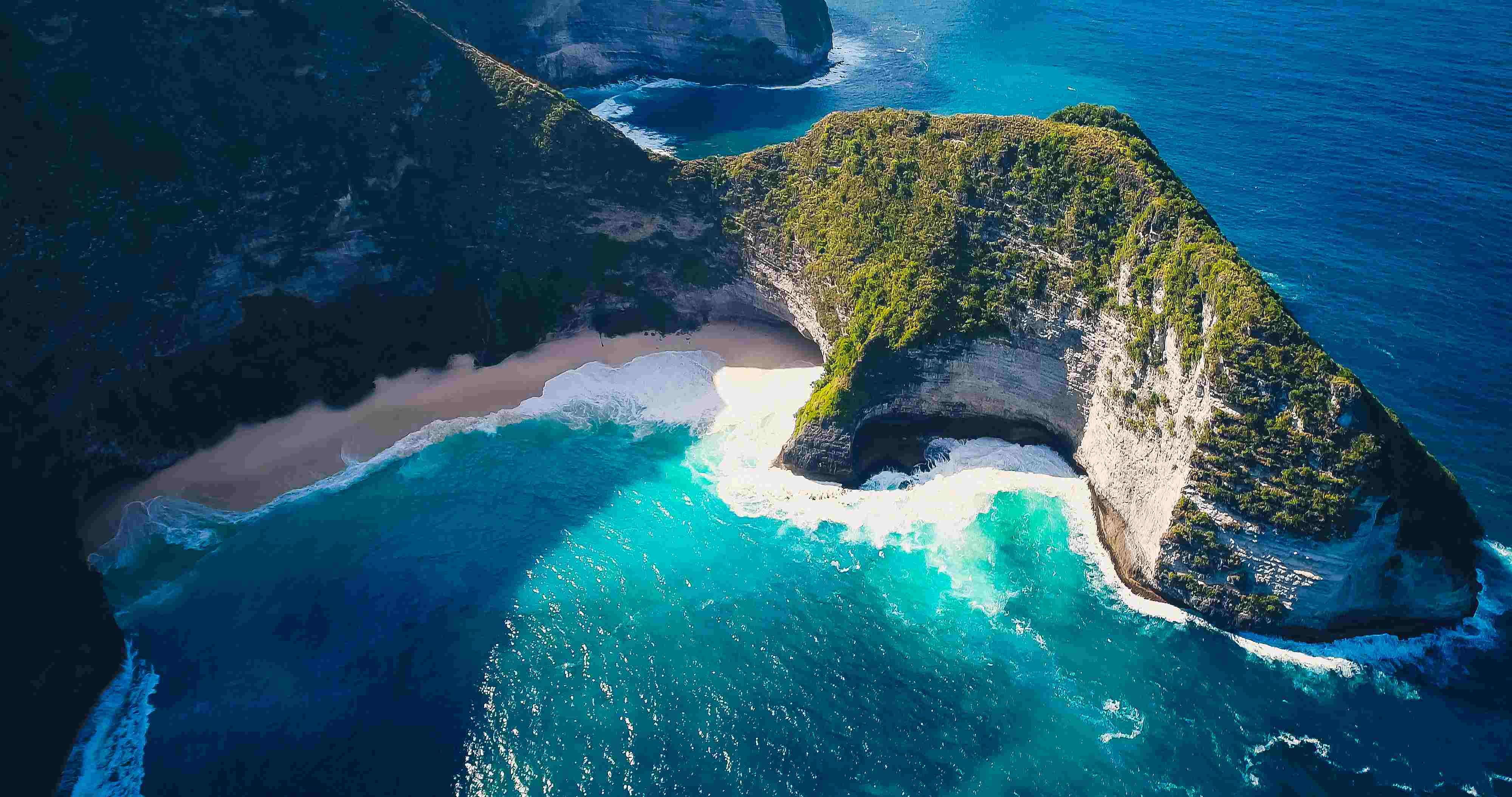 花瓣素材_印度尼西亚巴厘岛Nusa Penida岛的Manta湾或克林金海滩_152418503 (1)